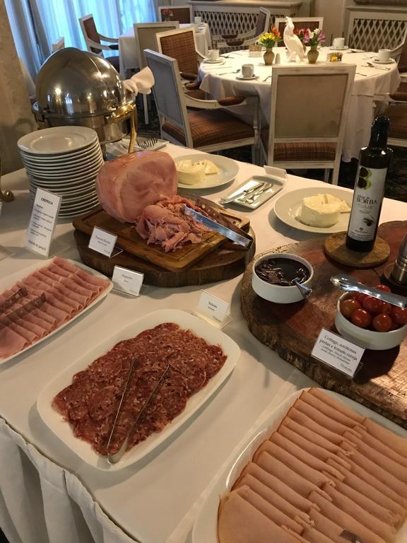 Hotel Frontenac Campos do Jordão Екстериор снимка