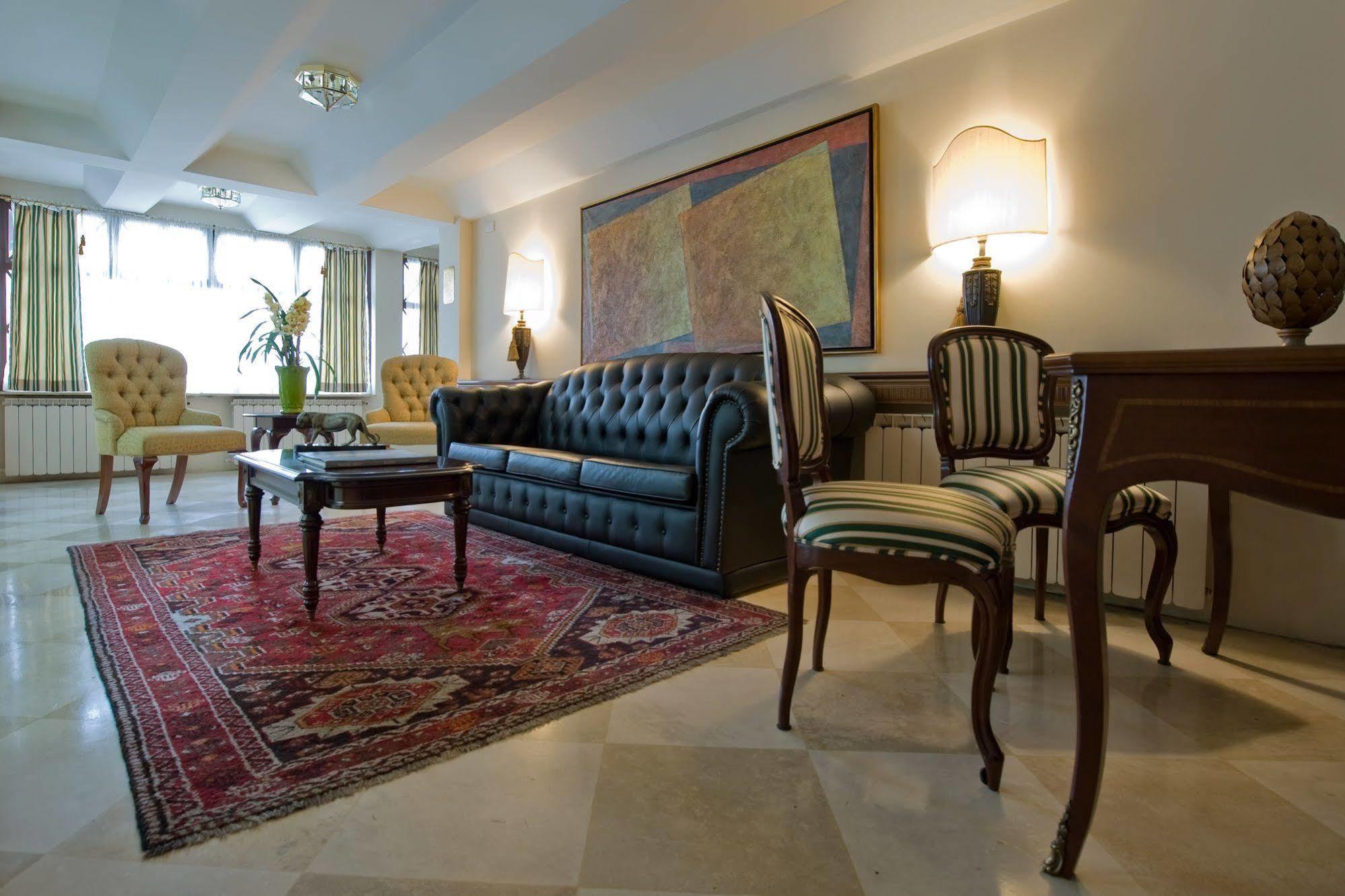 Hotel Frontenac Campos do Jordão Екстериор снимка